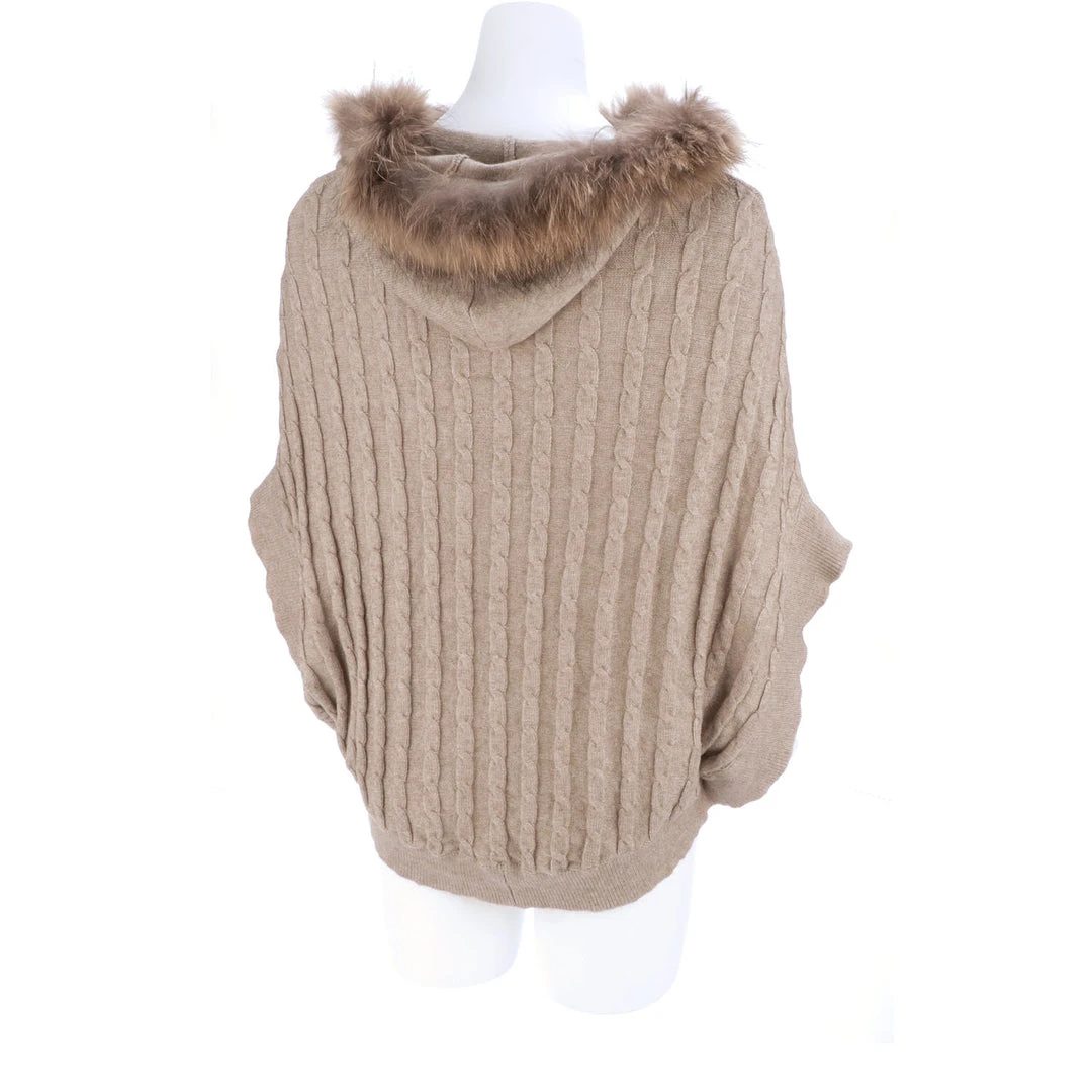 Lucchese-inc Cable Knit Poncho :: Oatmeal APPAREL Lucchese-inc Cable Knit Poncho :: Oatmeal APPAREL