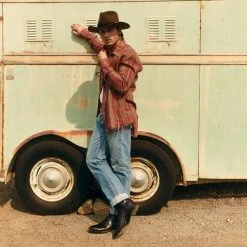 Lucchesse-inc Paris Texas :: Black Cherry